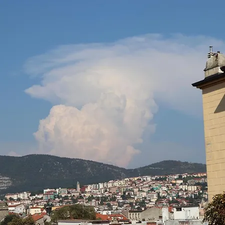 Ir Panoramic アパート